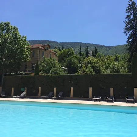 Chateau Luxury Montbrun, Cleaning Included モンブリュン・レ・バン
