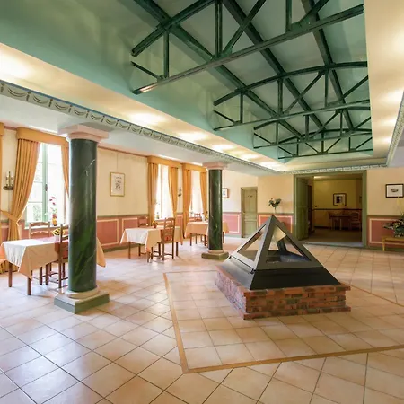 Chateau Luxury Montbrun, Cleaning Included *